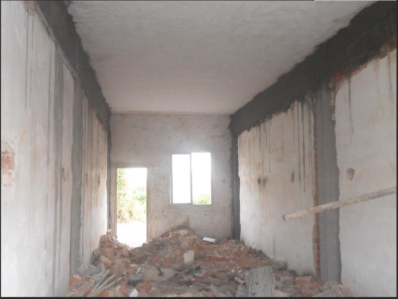 磚柱與磚墻混合結構傳統民居墻體改梁加固技術研究